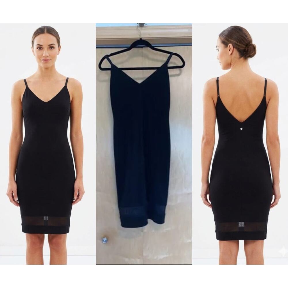 ALICE + OLIVIA MINI SLIP DRESS - Picture 1 of 10